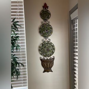 2 Metal tree wall decor